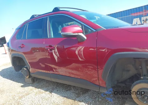 2019 Toyota Rav4 Xle from USA, damaged, VIN 2T3W1RFV1KC029005